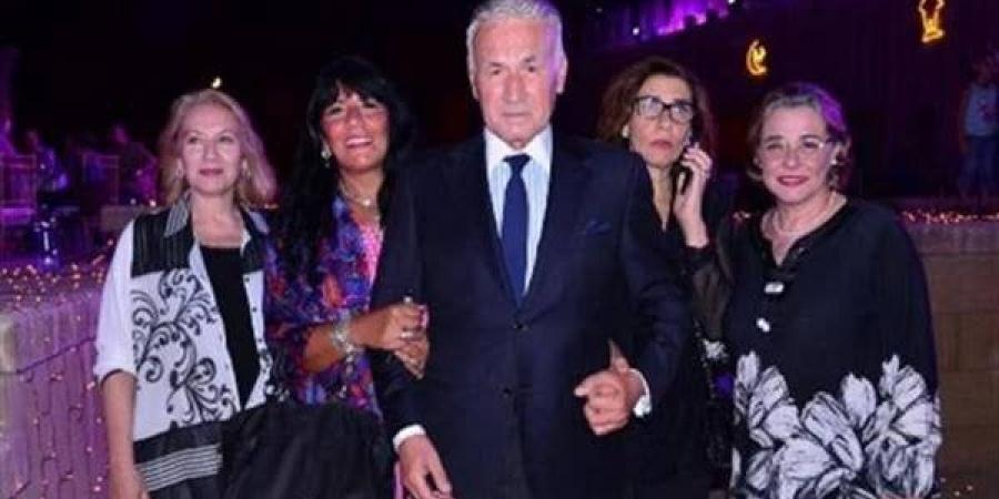 في ذكرى وفاة شقيقها.. ميرفت أبو عوف لـ «الأسبوع»: فقدت الأيام الحلوة برحيله - الكويت الاخباري