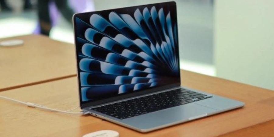 آبل تستعد لإطلاق MacBook منخفض التكلفة بمعالج آيفون - الكويت الاخباري