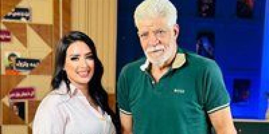 طارق النهري لسيرا إبراهيم: محمد سامي حضنّي وقال "اسمك في بطاقتي".. ورفضني قبل ما يرجّعني للدراما - الكويت الاخباري