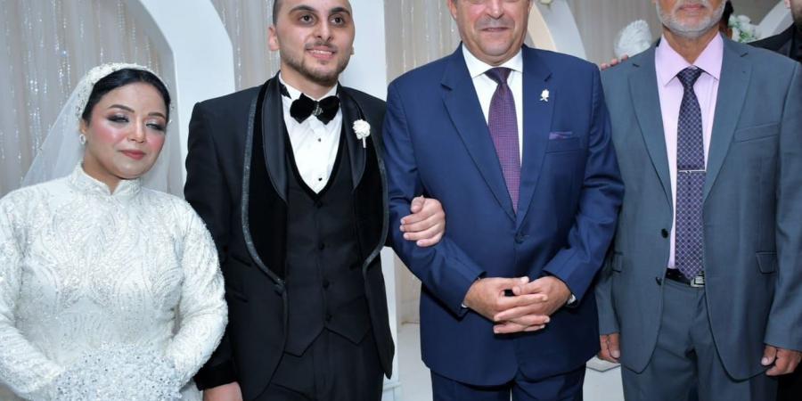 محافظ بورسعيد يشارك"أحمد وسماح"أبطال ذوى الهمم حفل زفافهما - الكويت الاخباري
