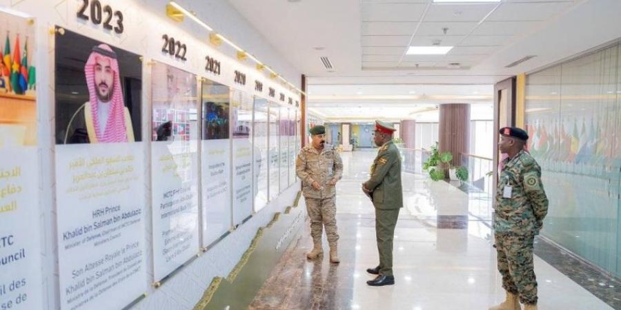 أمين التحالف الإسلامي يستقبل الملحق العسكري لجمهورية أوغندا - الكويت الاخباري