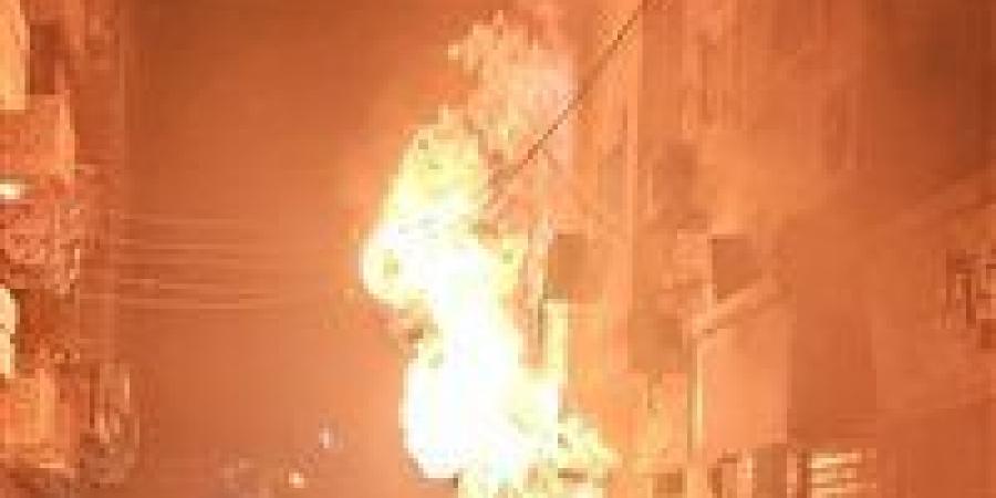 لهيب النيران.. مصرع شخص في حريق شقة سكنية بمنطقة الخلفاوي - الكويت الاخباري