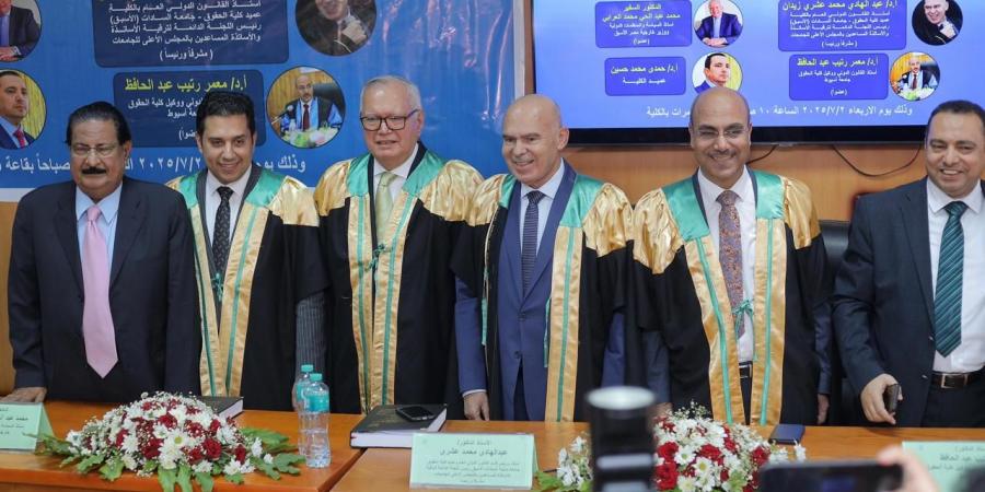 أسامة نصر يحصد الدكتوراة بامتياز حول دور قوات حفظ السلام في النزاعات الدولية |صور - الكويت الاخباري