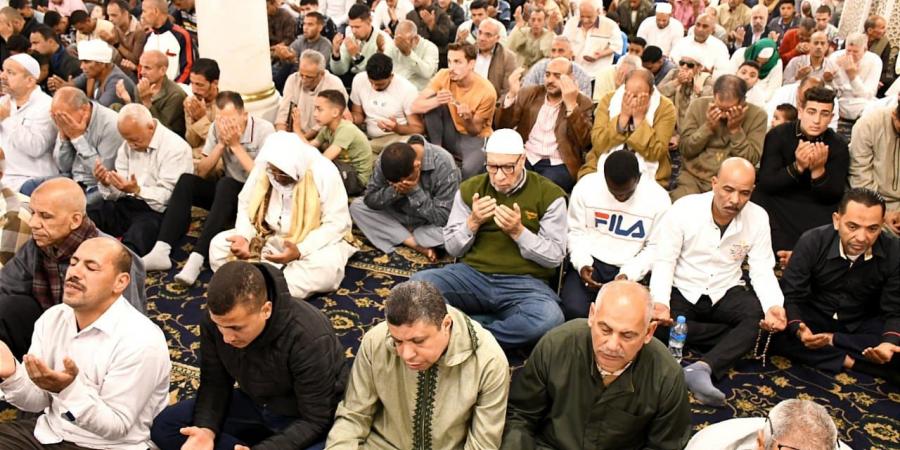 فعل نهى عنه النبي يوم الجمعة.. احذره - الكويت الاخباري