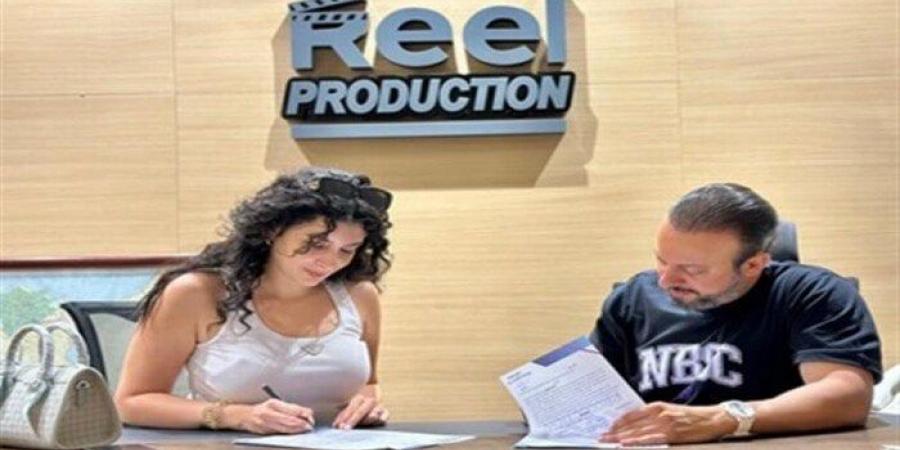 «بعد نجاحها بمسلسل مملكة الحرير».. السورية سارة بركة تتعاقد على عمل فني جديد - الكويت الاخباري