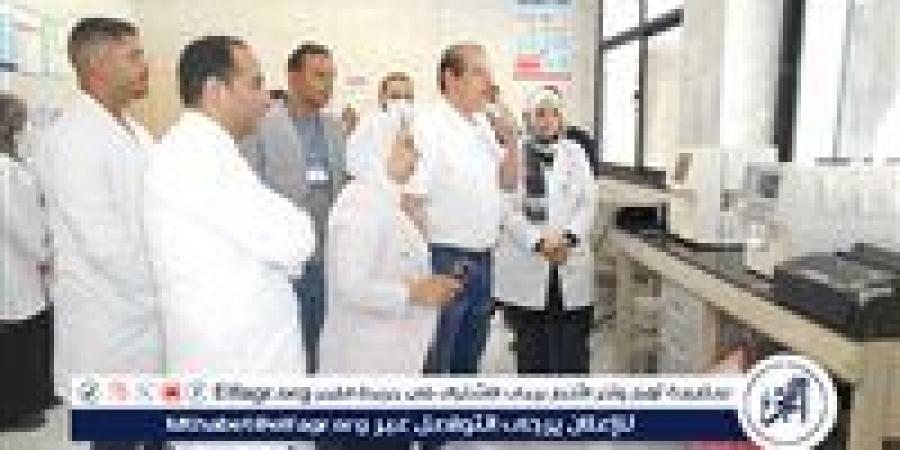 نائب وزير الصحة يتفقد منشآت طبية بالإسماعيلية ويوجه بمكافآت للمتميزين وإجراءات ضد المقصرين - الكويت الاخباري