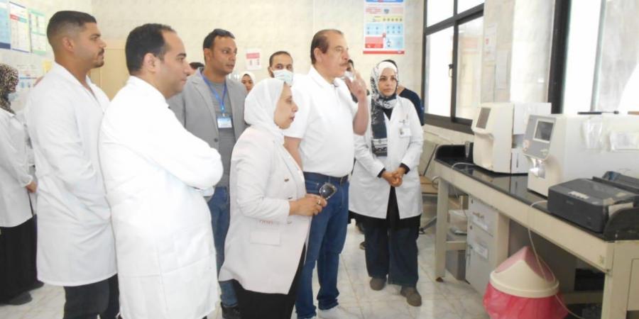 وزير الصحة يتفقد منشآت طبية بالإسماعيلية ويوجه بمكافآت للمتميزين وإجراءات ضد المقصرين - الكويت الاخباري