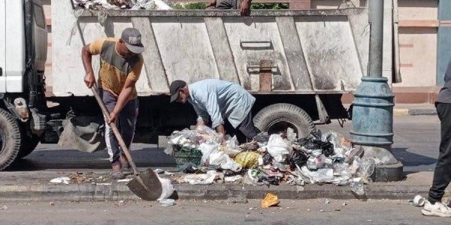 سكرتير عام بورسعيد ورئيس حي الزهور يقودان حملة مكبرة للإشغالات - الكويت الاخباري