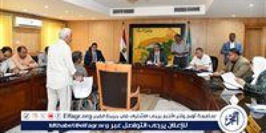 محافظ الفيوم يوجه بتقديم مساعدات مالية وطبية ومشروعات تنموية للأولى بالرعاية - الكويت الاخباري