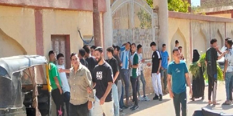 «البلاغة في متناول الجميع».. طلاب الثانوية الأزهرية بالفيوم: الامتحان سهل والقطعة تحتاج فقط بعض التركيز - الكويت الاخباري