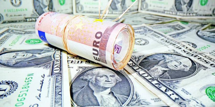 الدولار يستقر بعد بيانات تضخم قلّصت رهانات خفض الفائدة - الكويت الاخباري