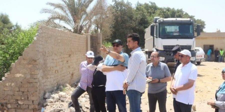 محافظ القليوبية يتفقد مشروع إنشاء حضانة متطورة لتجميع سيارات المرور المضبوطة بالخانكة - الكويت الاخباري