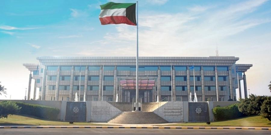 ضبط عسكري في «الداخلية» وموظف جمارك وفلسطيني بتهمة جلب مخدرات عن طريق البحر - الكويت الاخباري