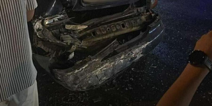 حادث تصادم بين مركبتين عند إشارات المواصفات والمقاييس في عمّان - الكويت الاخباري