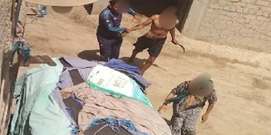 ضبط 3 متهمين هددوا أسرة بسلاح أبيض بالفيوم - الكويت الاخباري