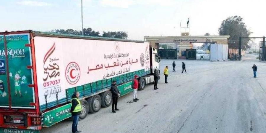 دخول شاحنات القافلة الثامنة عشرة للمساعدات من مصر إلى غزة - الكويت الاخباري