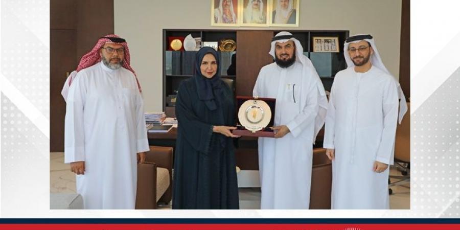 رئيس مجلس الأوقاف السنية يستقبل وفدًا من مؤسسة الأوقاف وإدارة أموال القصر بدبي - الكويت الاخباري