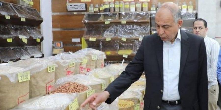 تموين المنيا تواصل حملاتها المكثفة وتضبط 318 مخالفة متنوعة - الكويت الاخباري