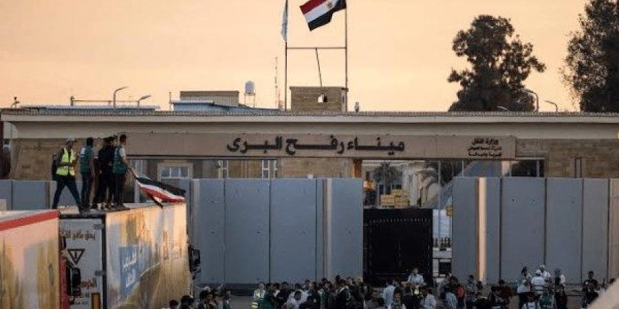 أستاذ علوم سياسية: التحركات الدبلوماسية المصرية فضحت الادعاءات بشأن معبر رفح وقطاع غزة - الكويت الاخباري